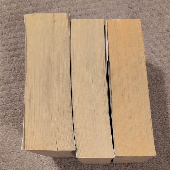 Game Of Thrones Book Set By George R R Martin USED - Picture 9 of 10